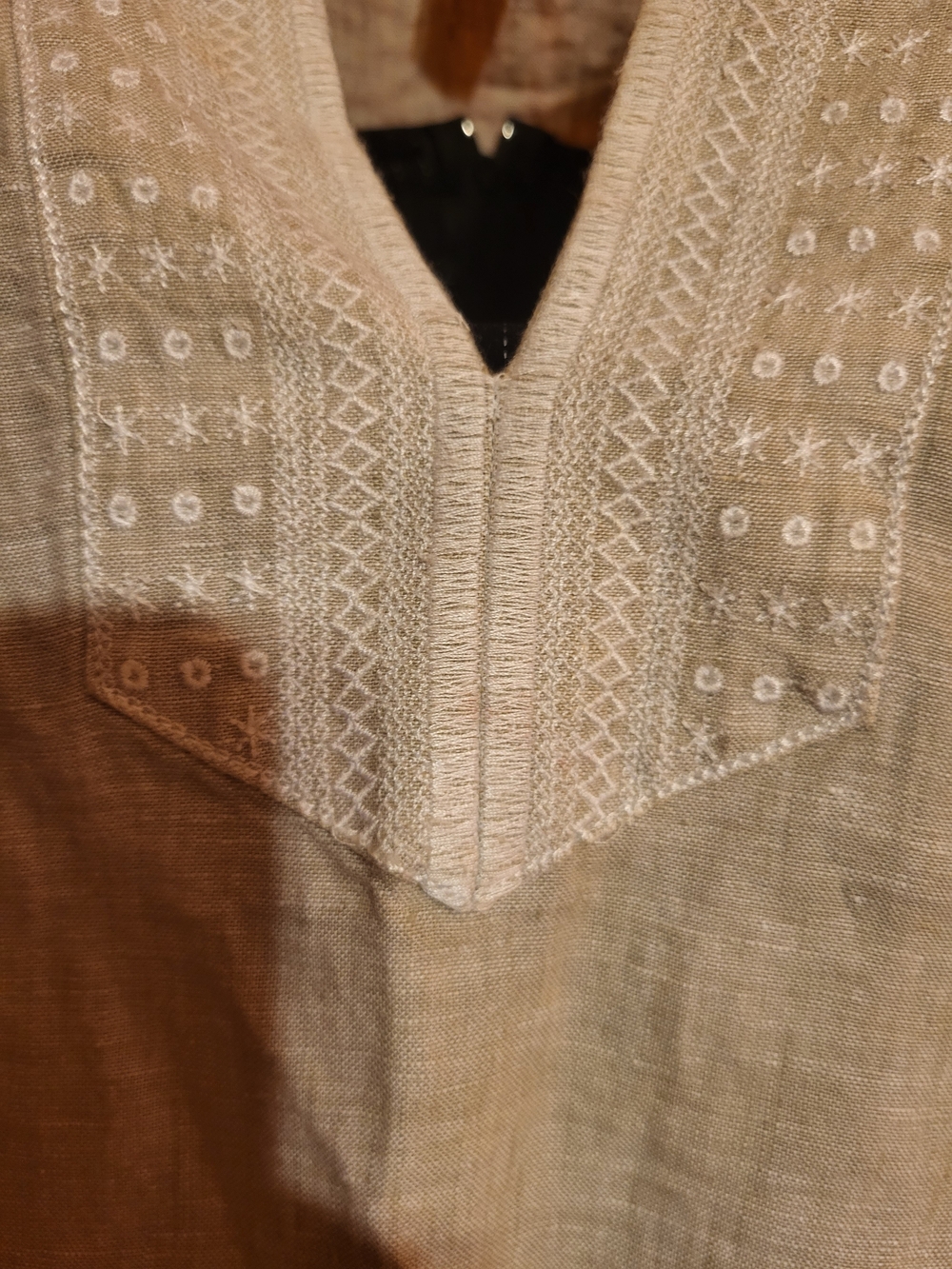 Tommy Bahama Neutral Beige Linen-Blend Top